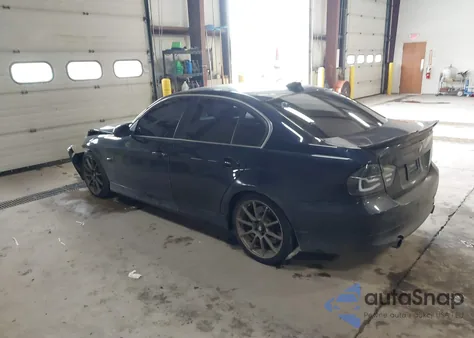 2008 BMW 335Xi z USA, uszkodzony, nr VIN WBAVD535X8A009273